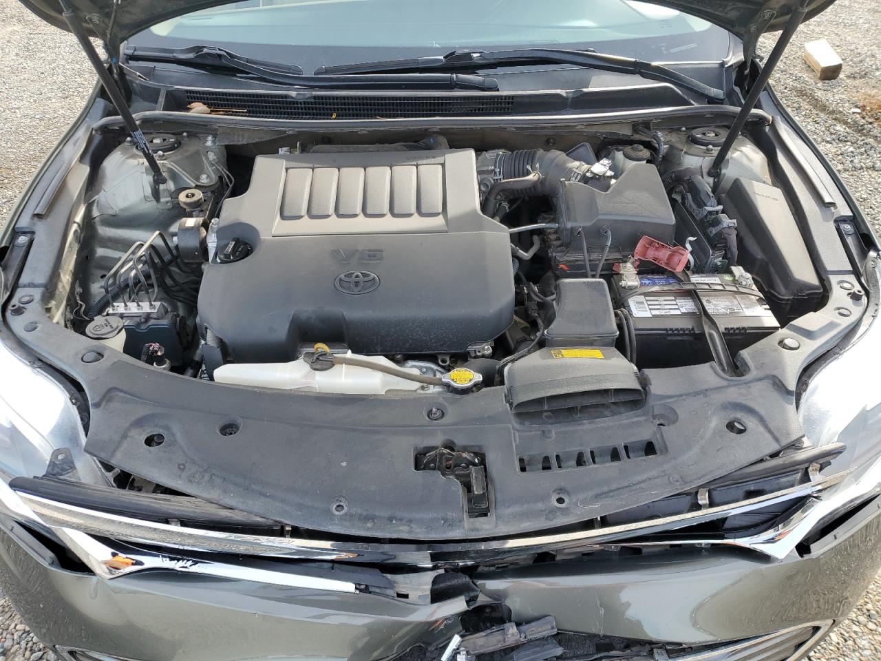 2013 Toyota Avalon - Image 12