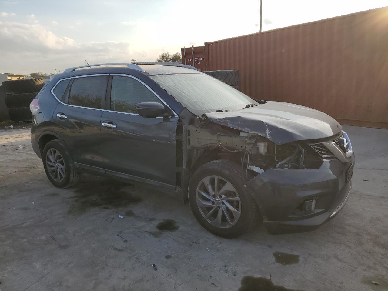 2016 Nissan Rogue - Image 4