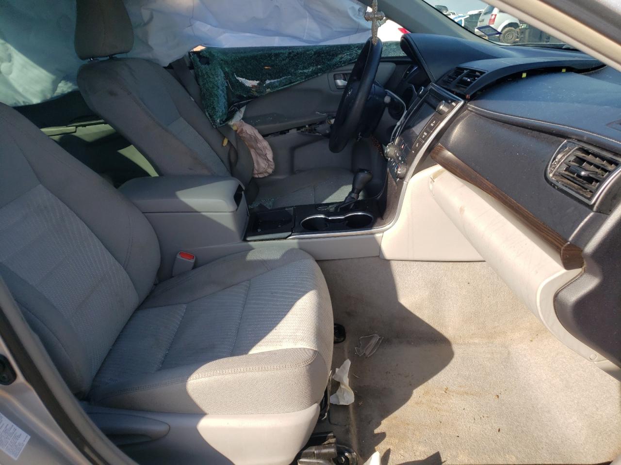 2016 Toyota Camry - Image 7