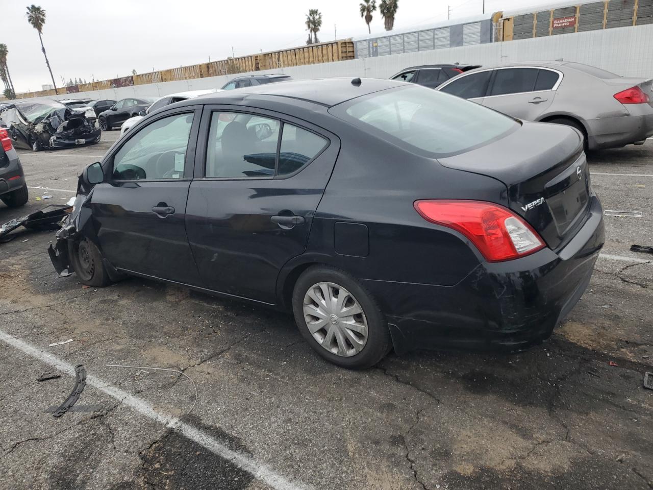 2015 Nissan Versa - Image 2