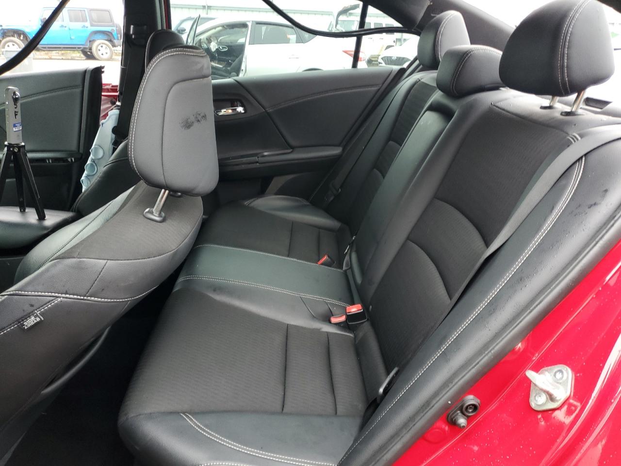 2017 Honda Accord - Image 10