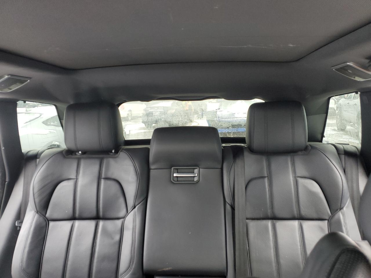 2016 Land Rover Range Rover - Image 10