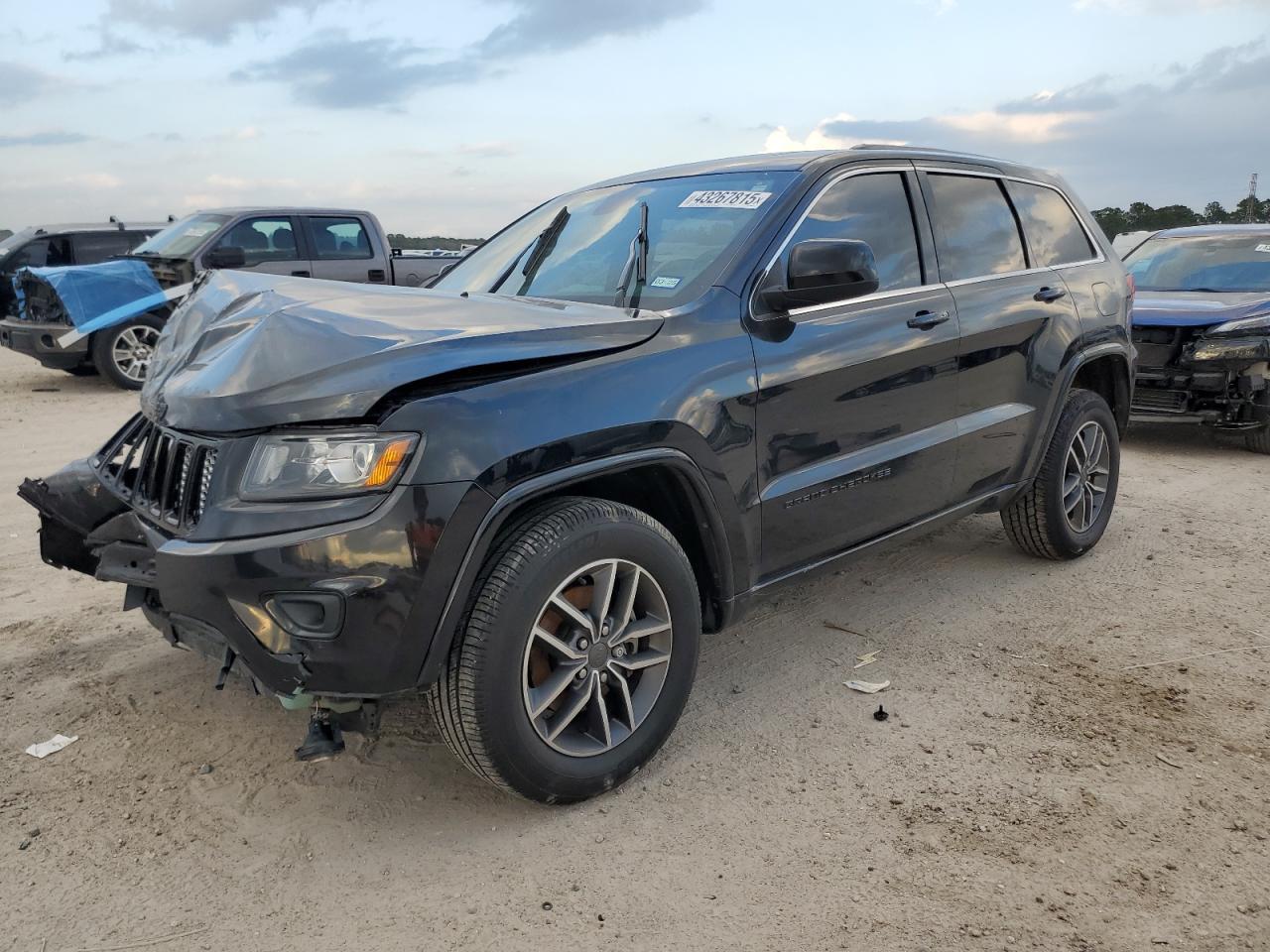 2015 Jeep Grand Cherokee - Image 1