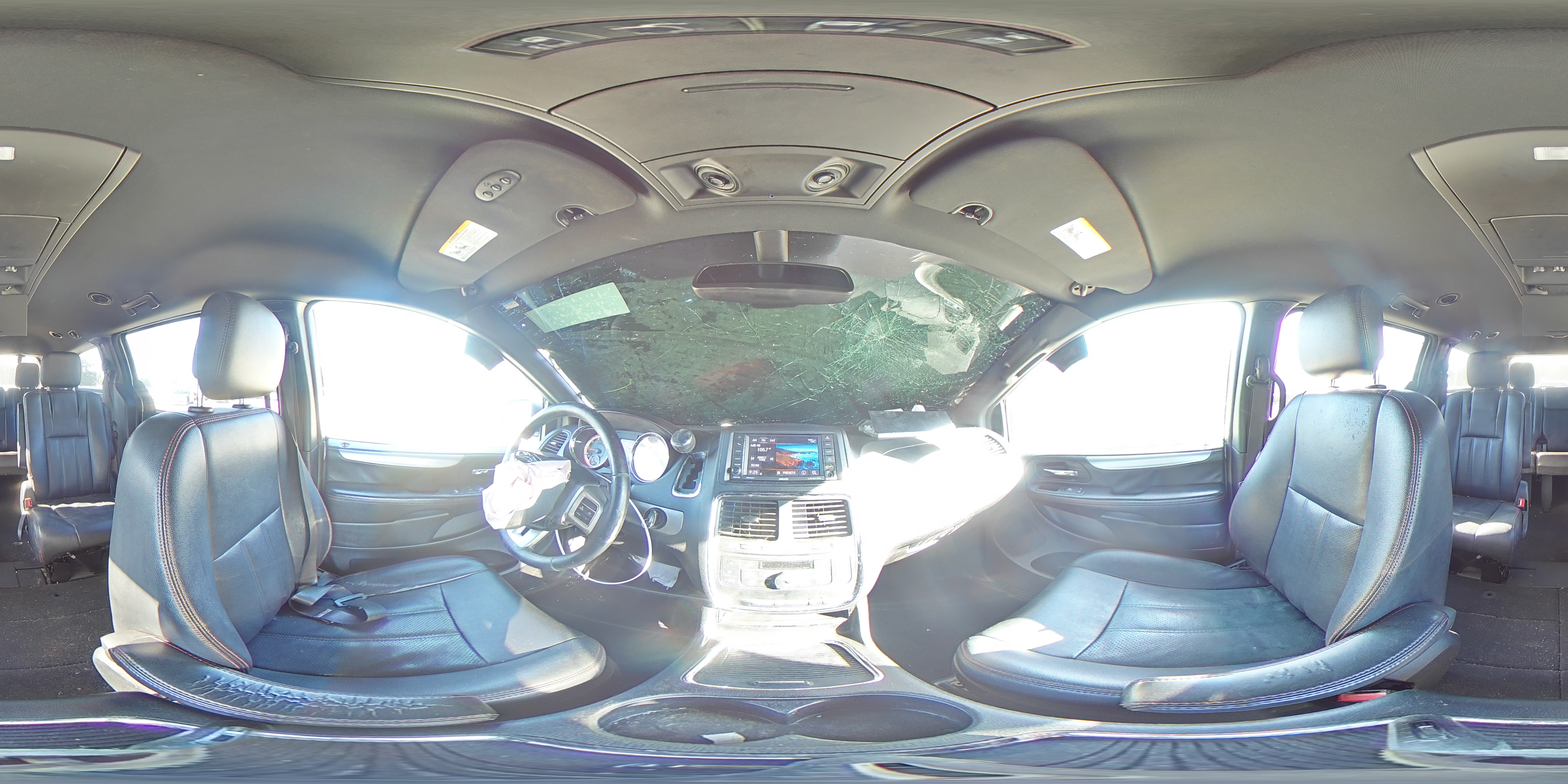 2019 Dodge Caravan - Image 14