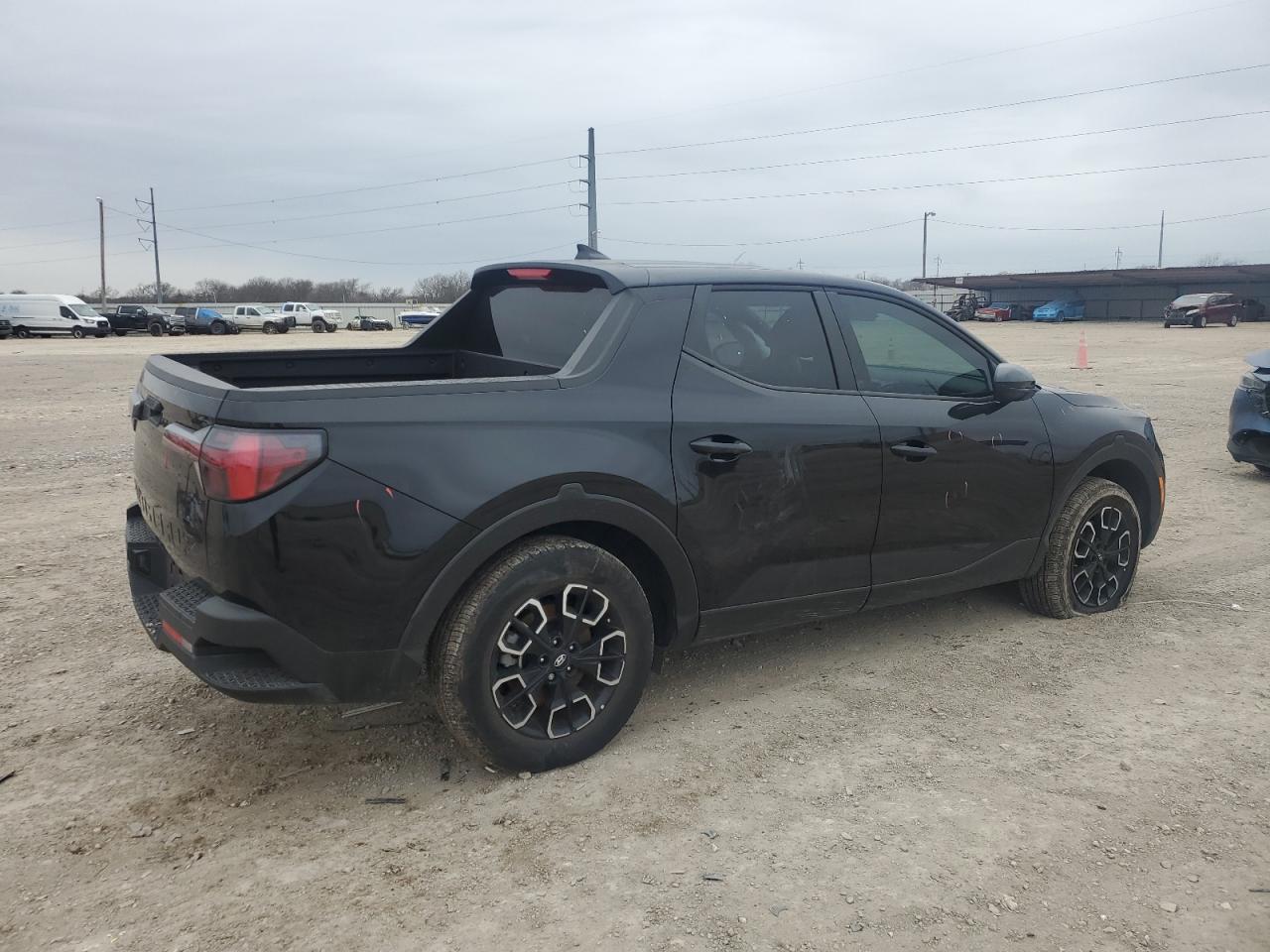 2024 Hyundai Santa Cruz - Image 3