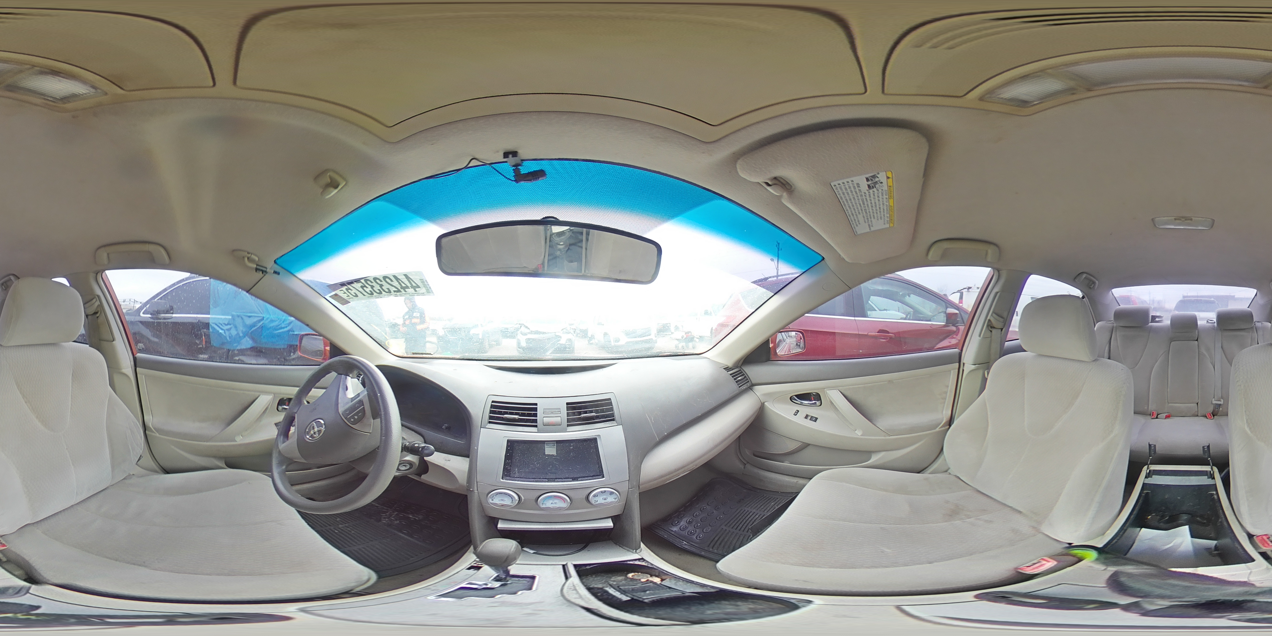 2010 Toyota Camry - Image 12