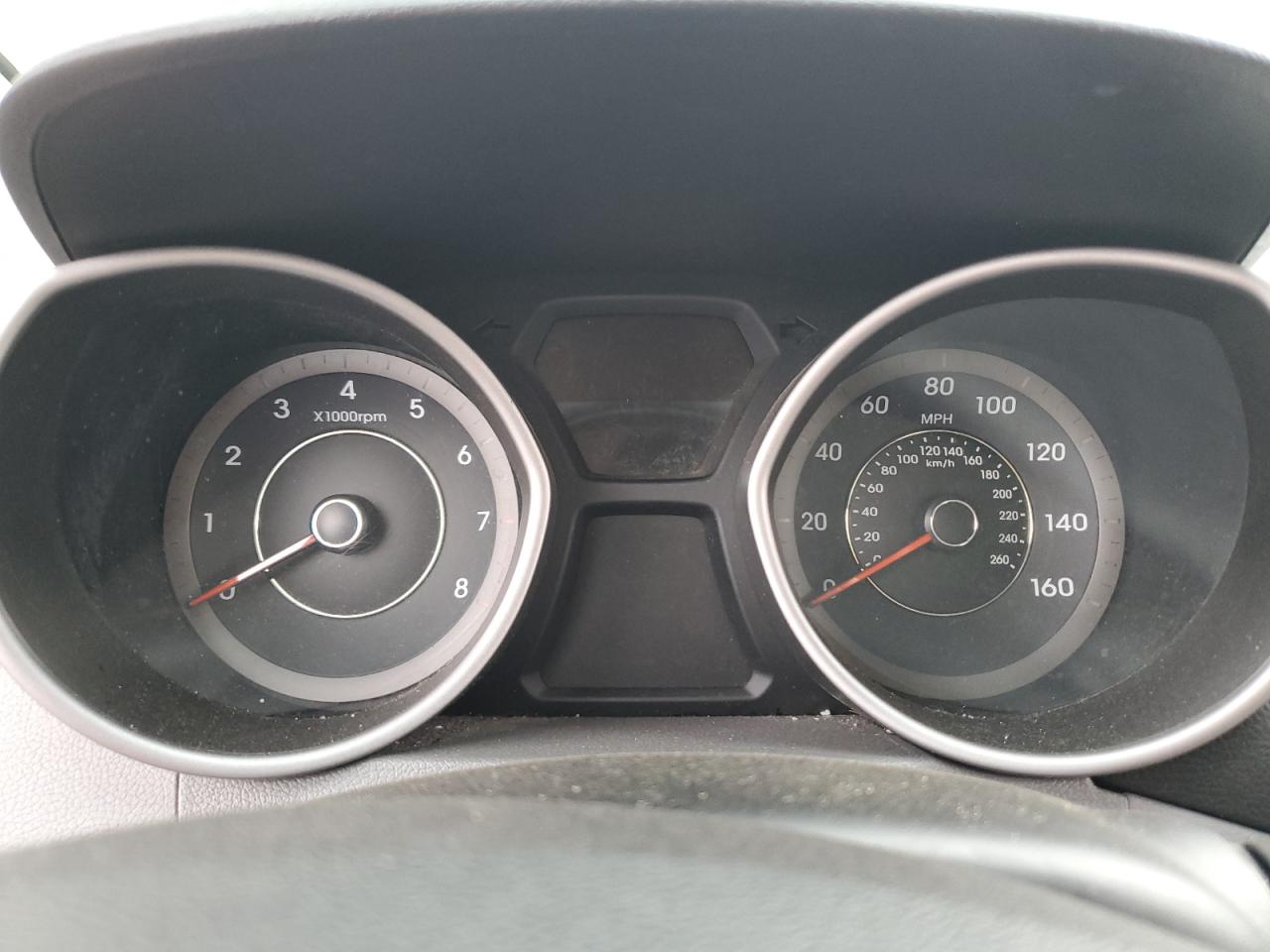 2012 Hyundai Elantra - Image 9