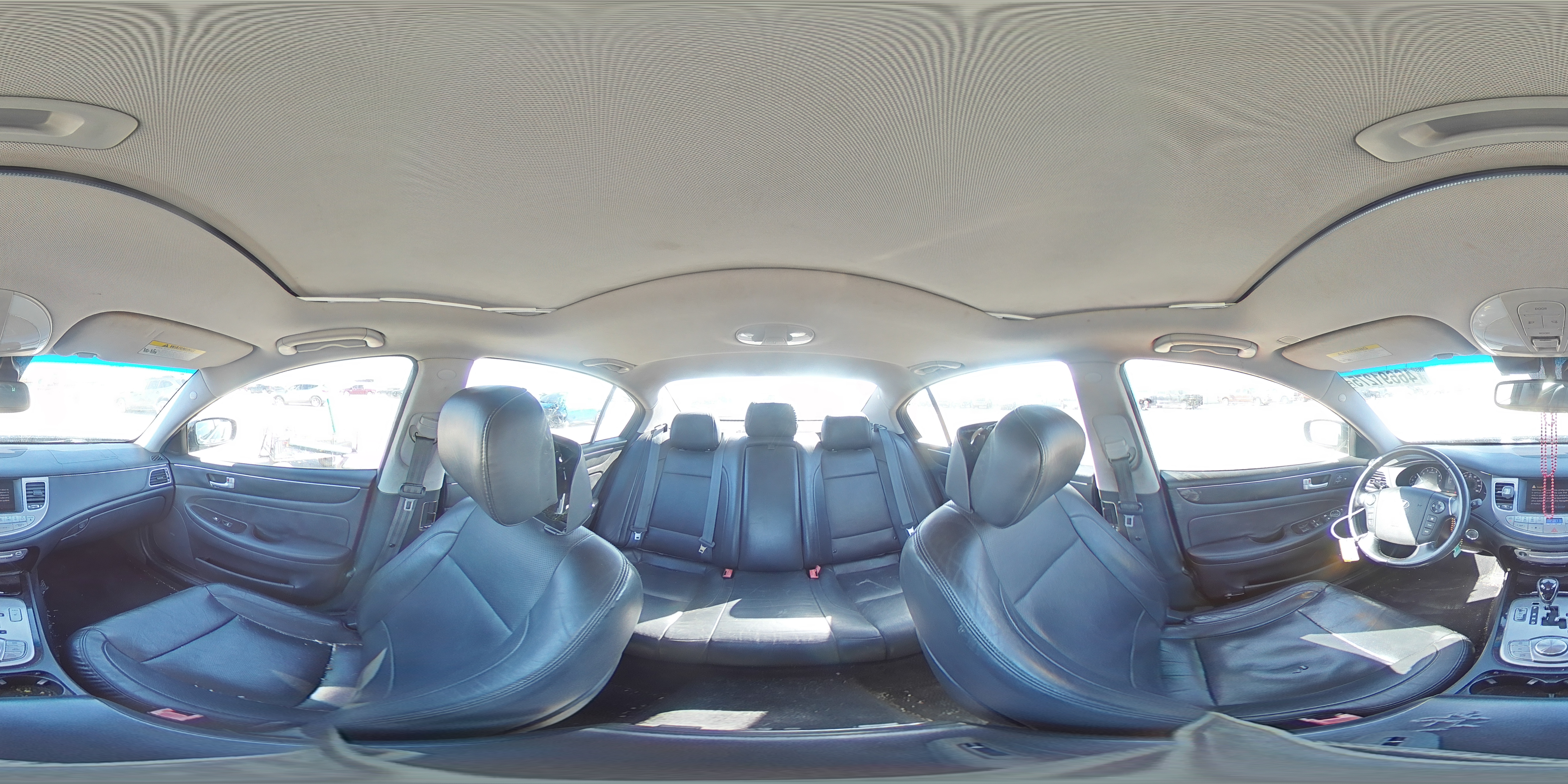2012 Hyundai Genesis - Image 13