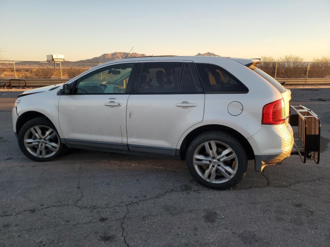 2013 Ford Edge - Image 2