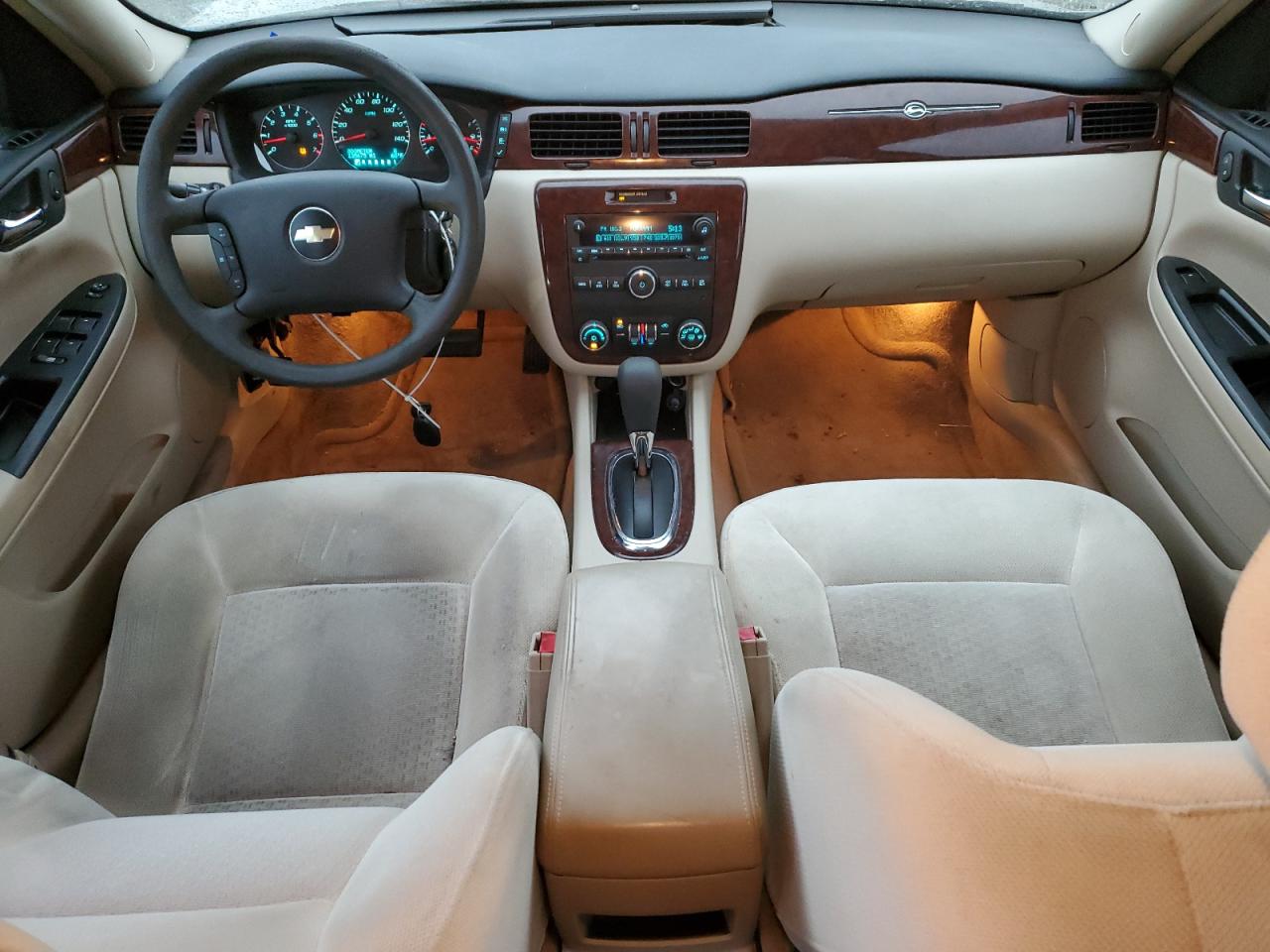 2009 Chevrolet Impala - Image 8