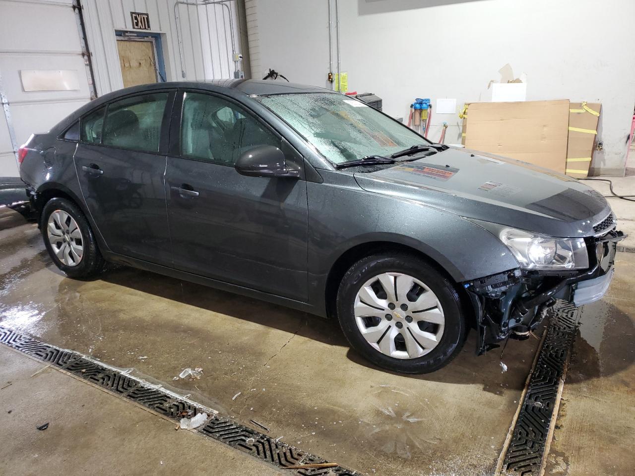 2013 Chevrolet Cruze - Image 4