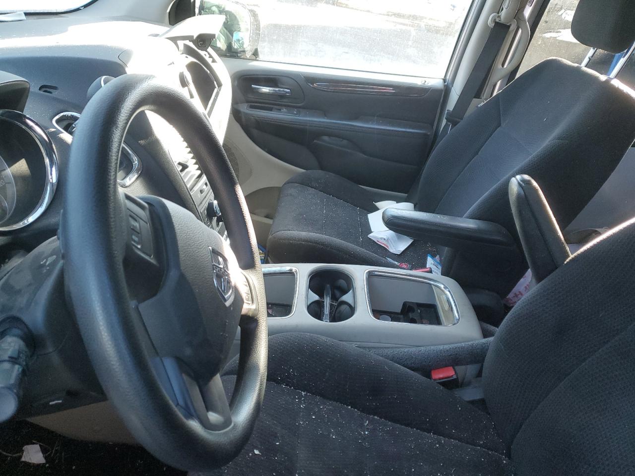 2014 Dodge Caravan - Image 9
