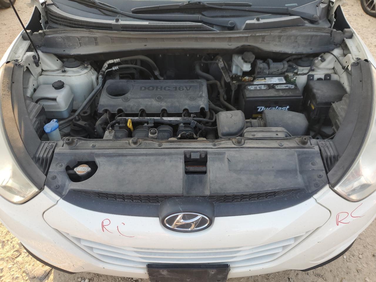 2011 Hyundai Tucson - Image 11
