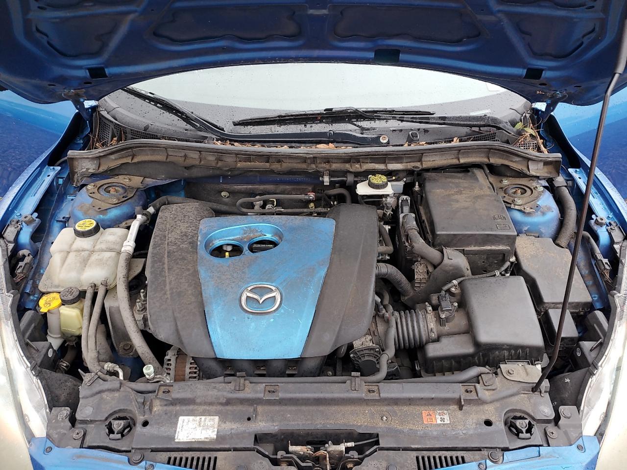 2012 Mazda 3 - Image 11