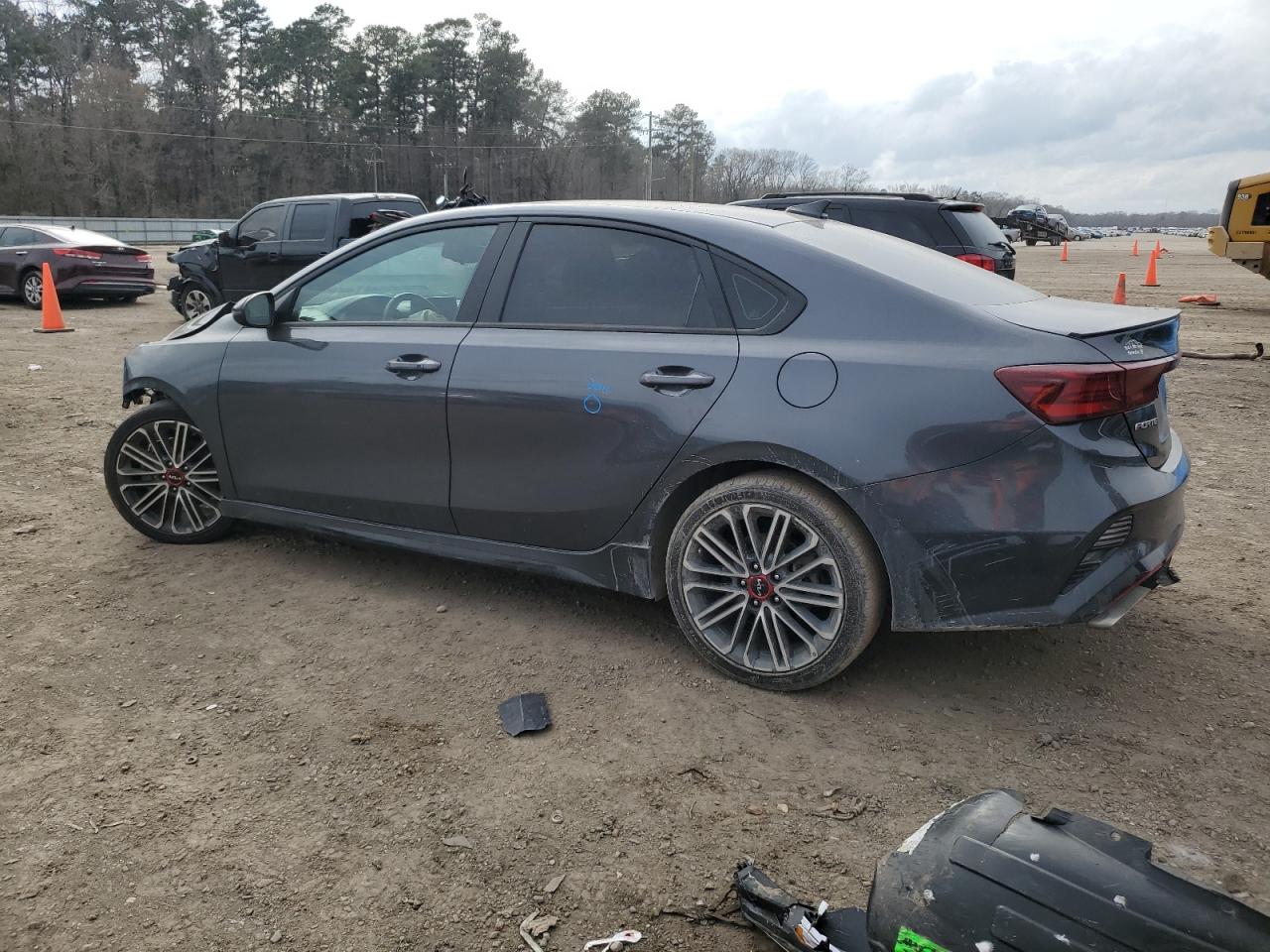 2023 Kia Forte - Image 2