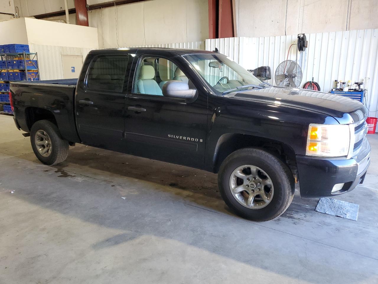 2009 Chevrolet Silverado - Image 4