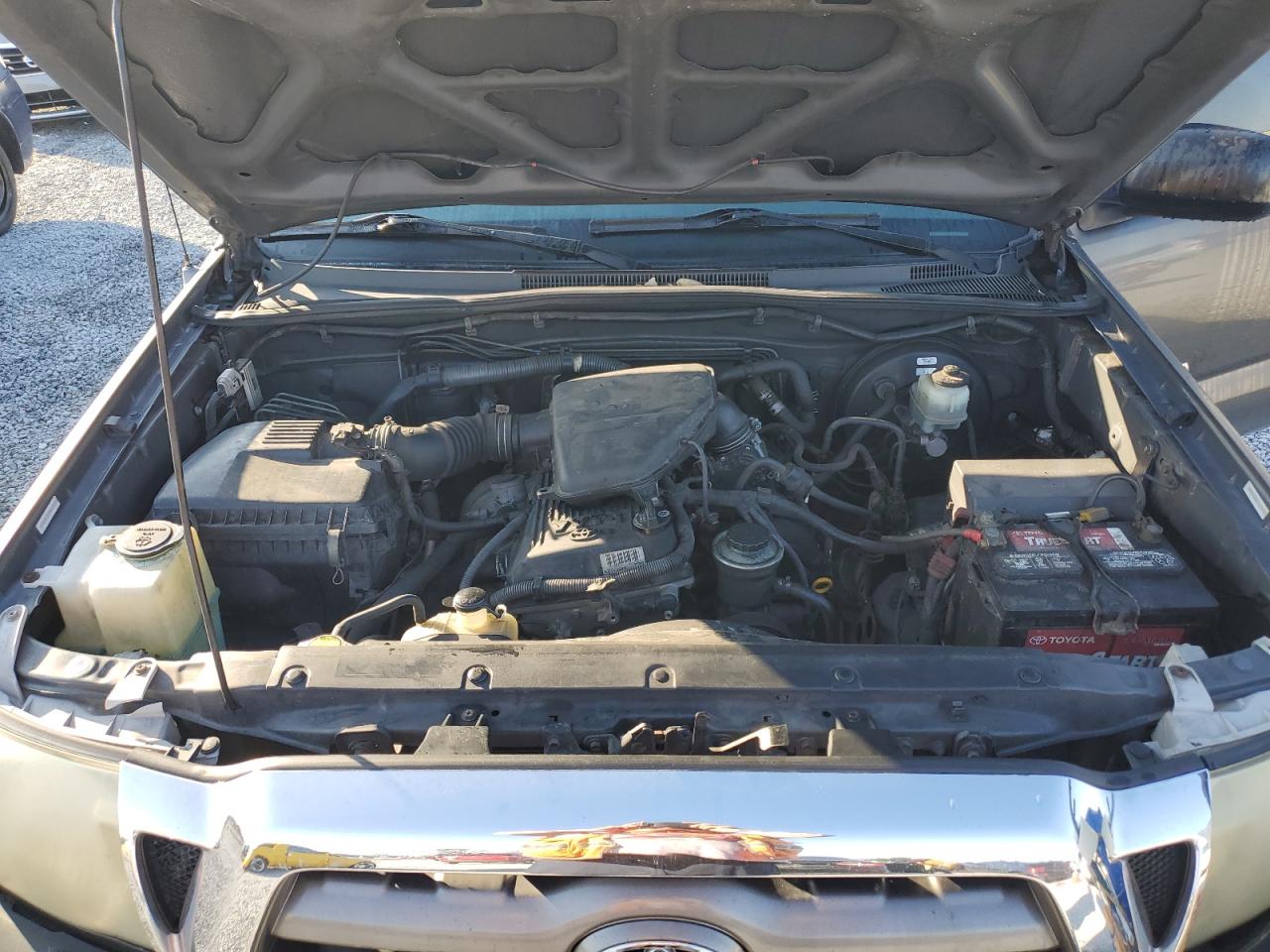 2009 Toyota Tacoma - Image 11