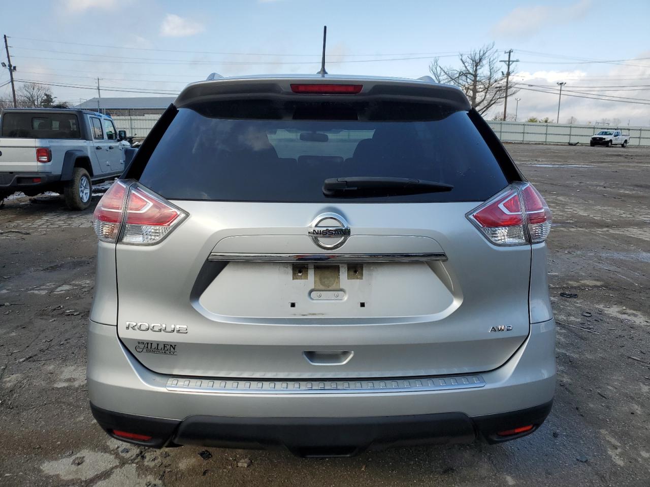 2016 Nissan Rogue - Image 6