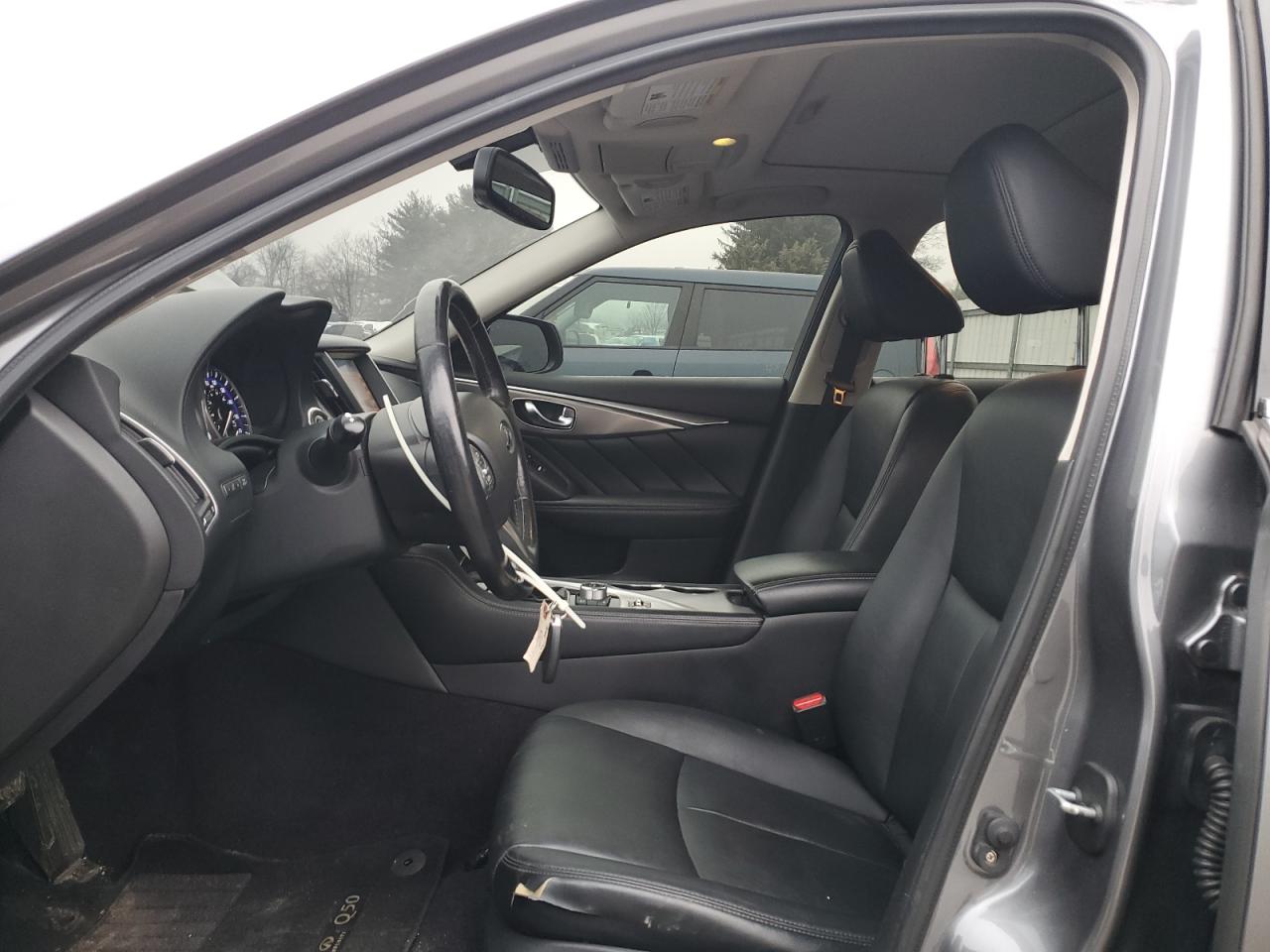 2015 Infiniti Q50 - Image 7