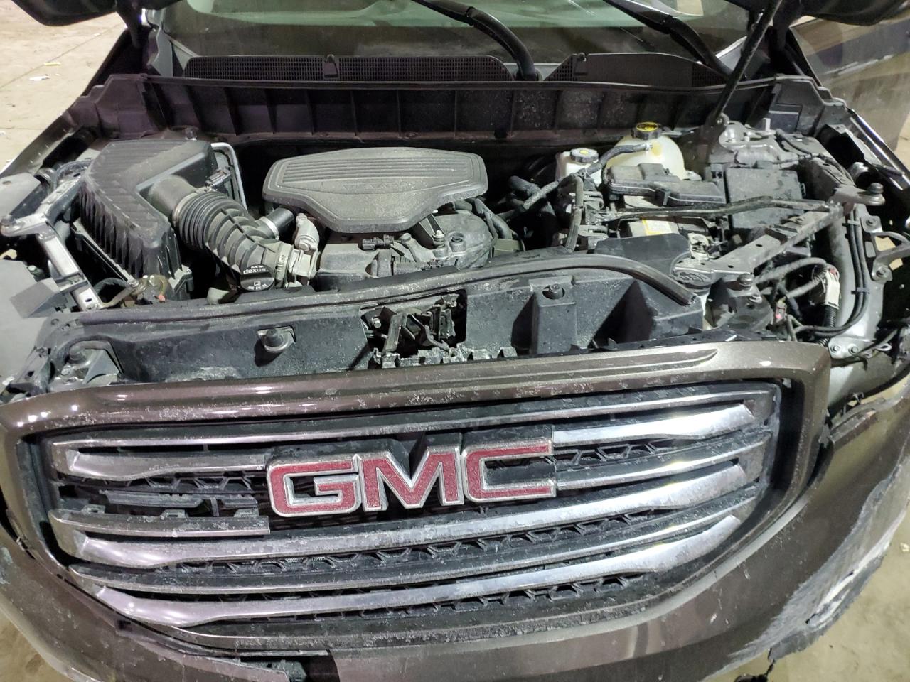 2019 GMC Acadia - Image 12