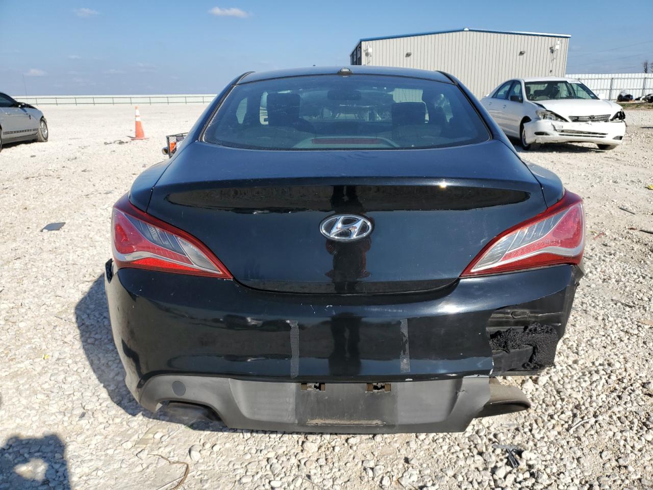 2013 Hyundai Genesis - Image 6
