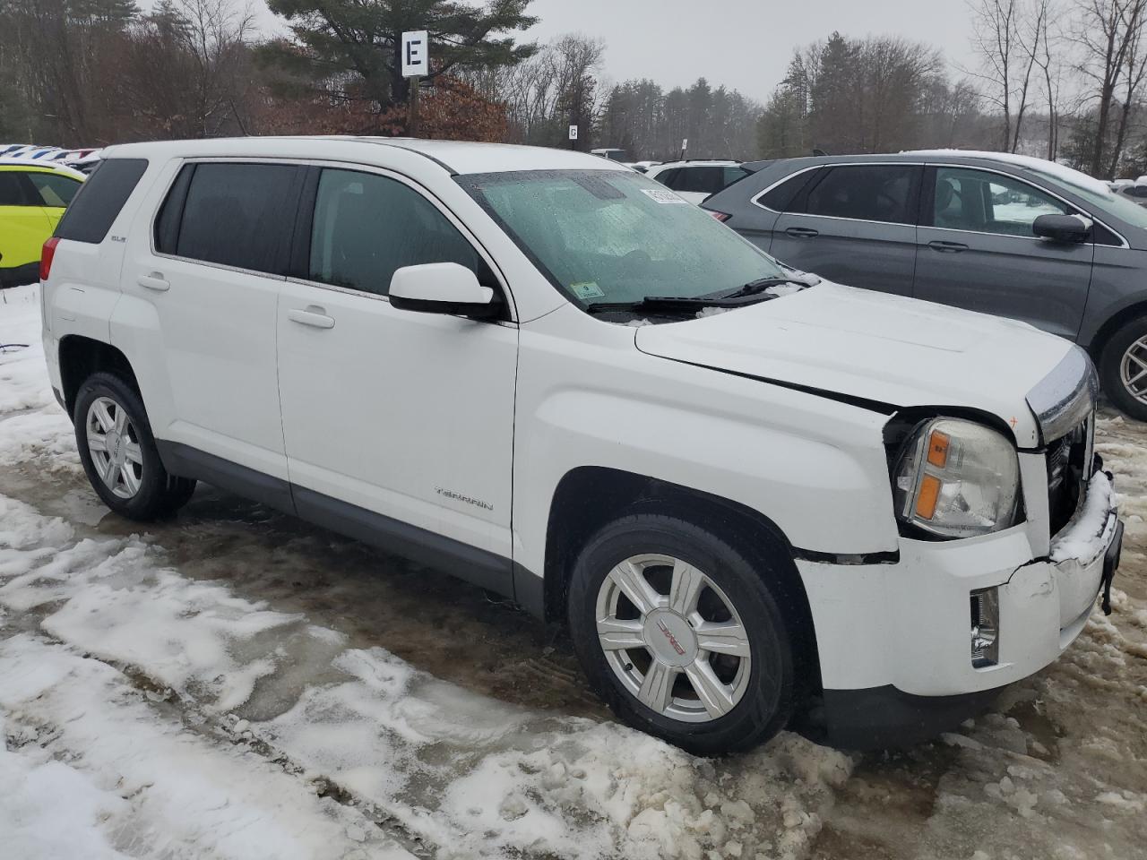 2014 GMC Terrain - Image 4