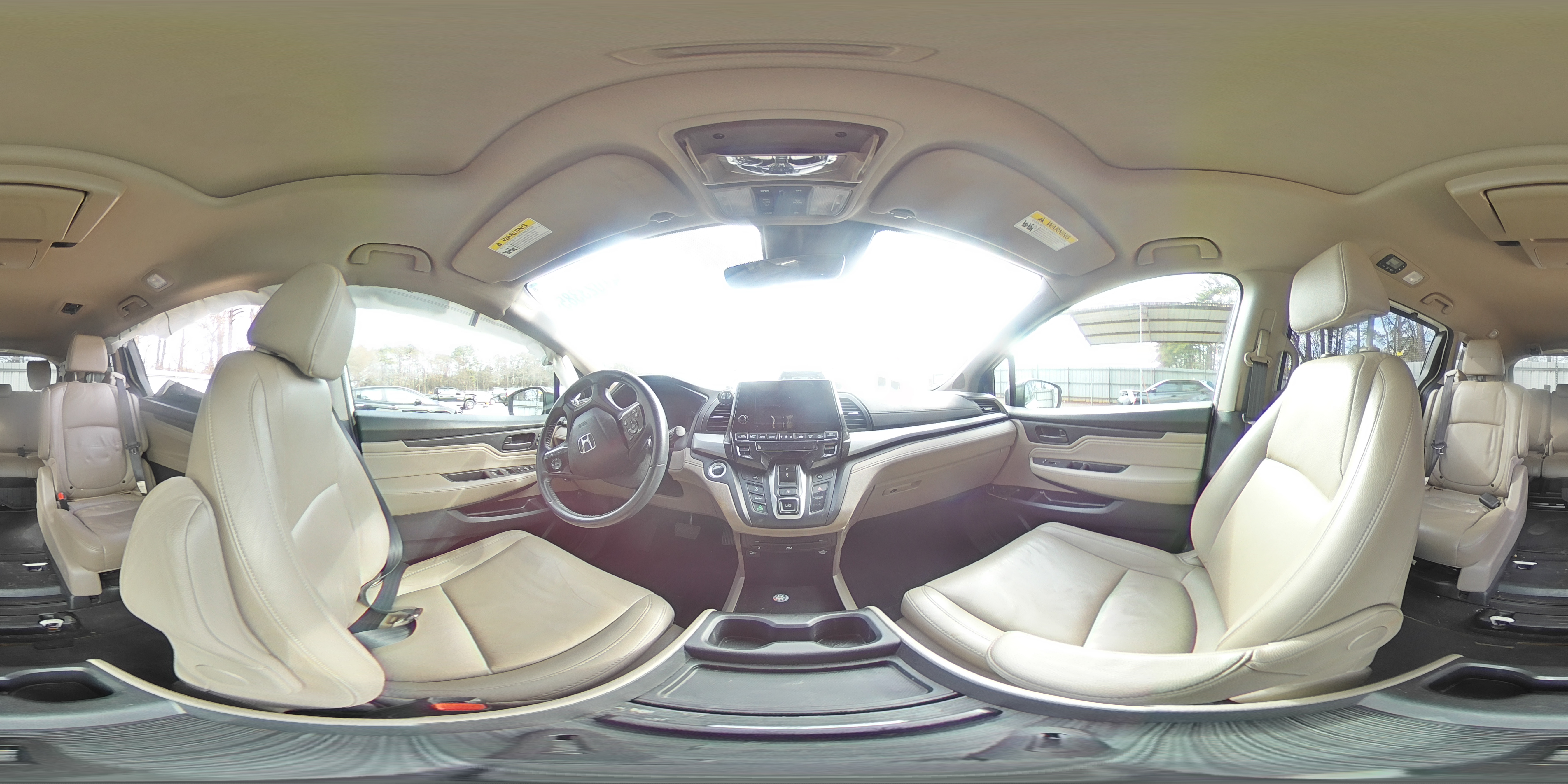 2018 Honda Odyssey - Image 15