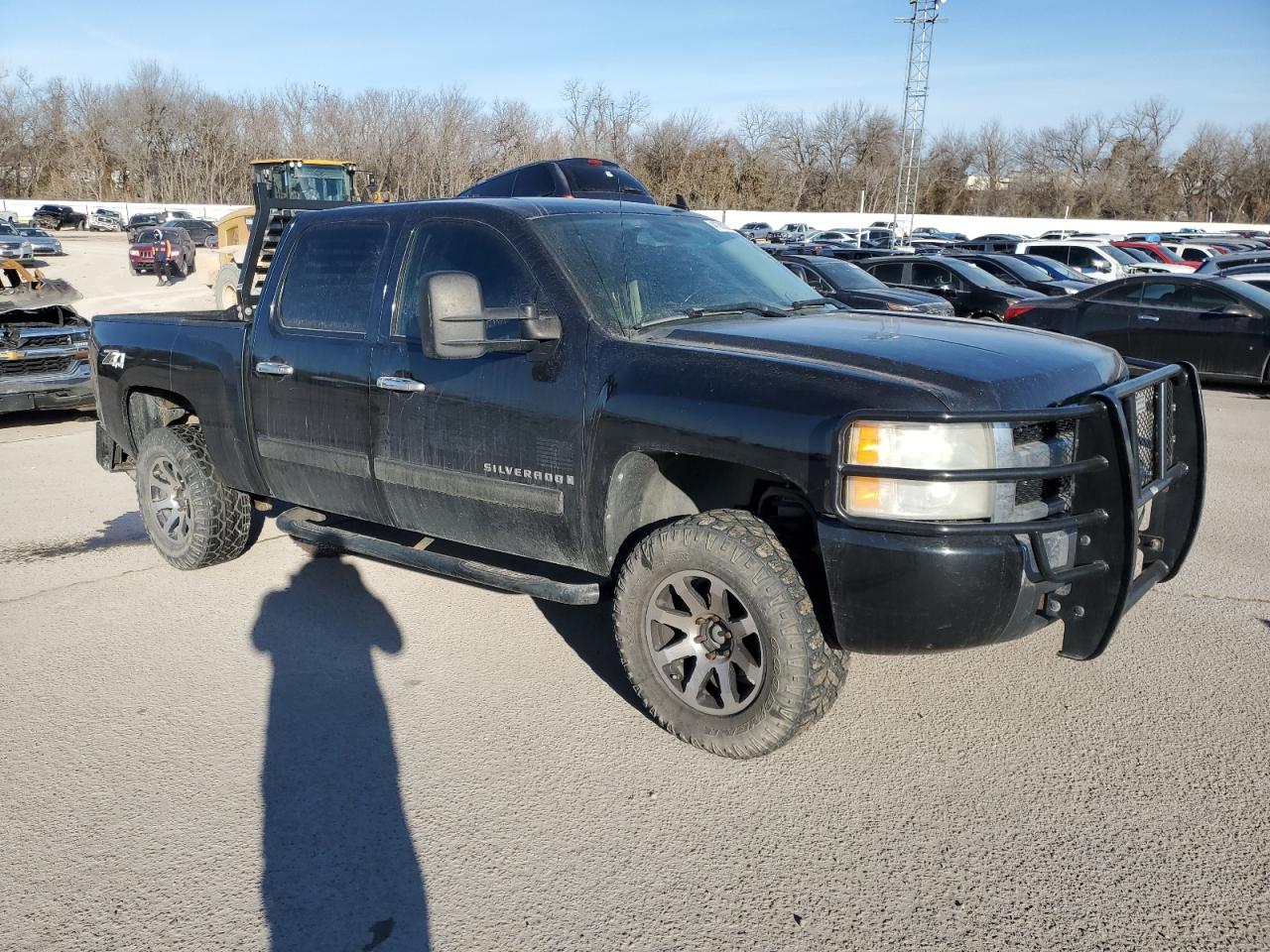 2009 Chevrolet Silverado - Image 4