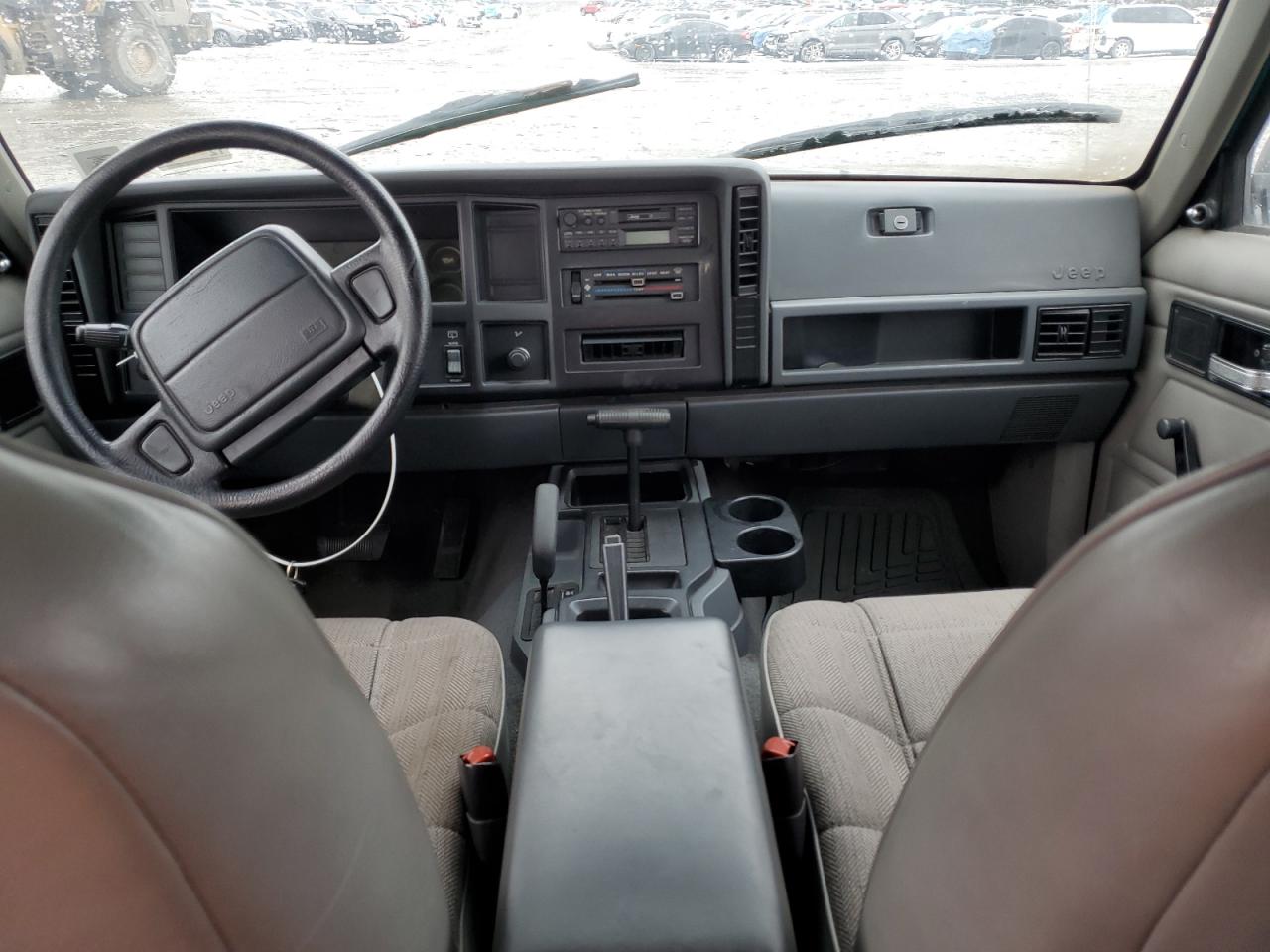 1996 Jeep Grand Cherokee - Image 8