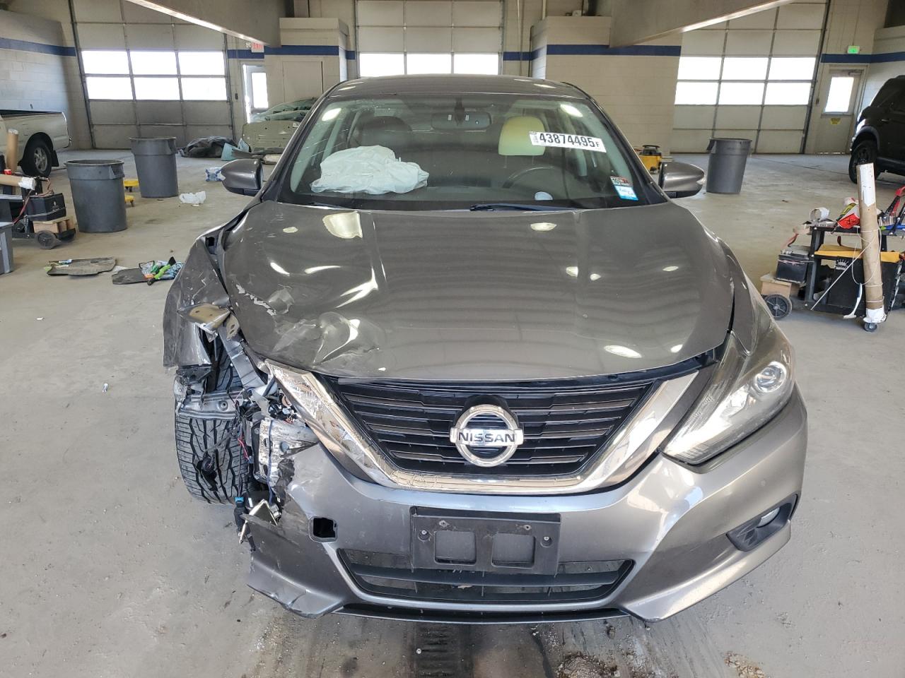 2017 Nissan Altima - Image 5
