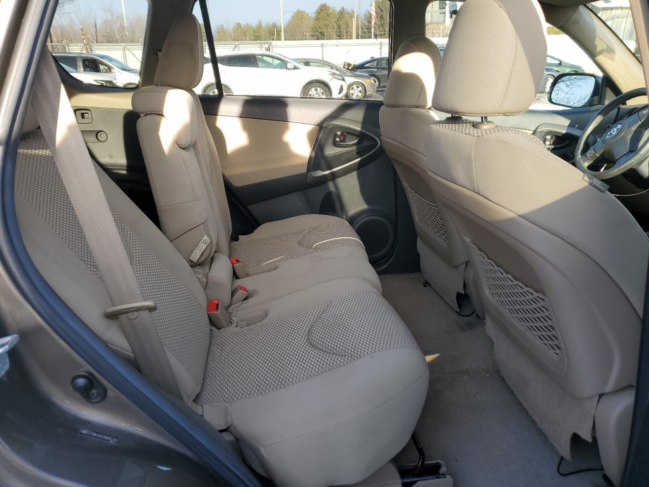 2011 Toyota RAV 4 - Image 11