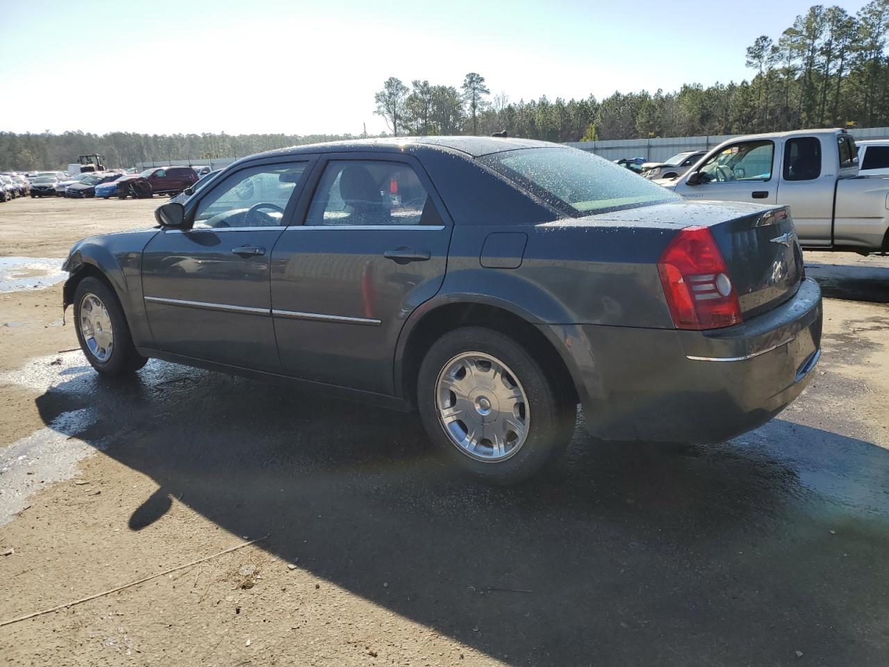 2008 Chrysler 300 - Image 2