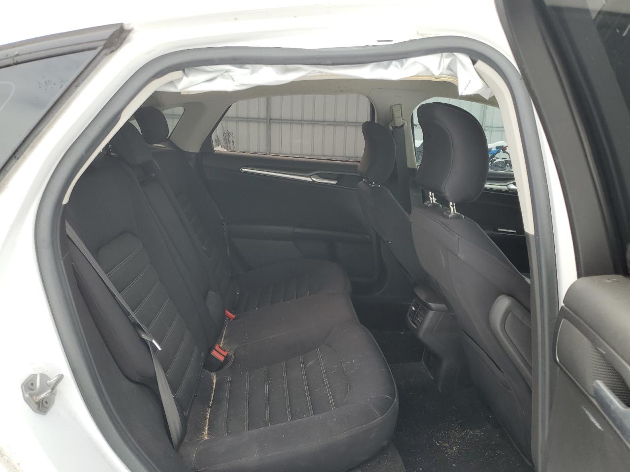 2015 Ford Fusion - Image 10