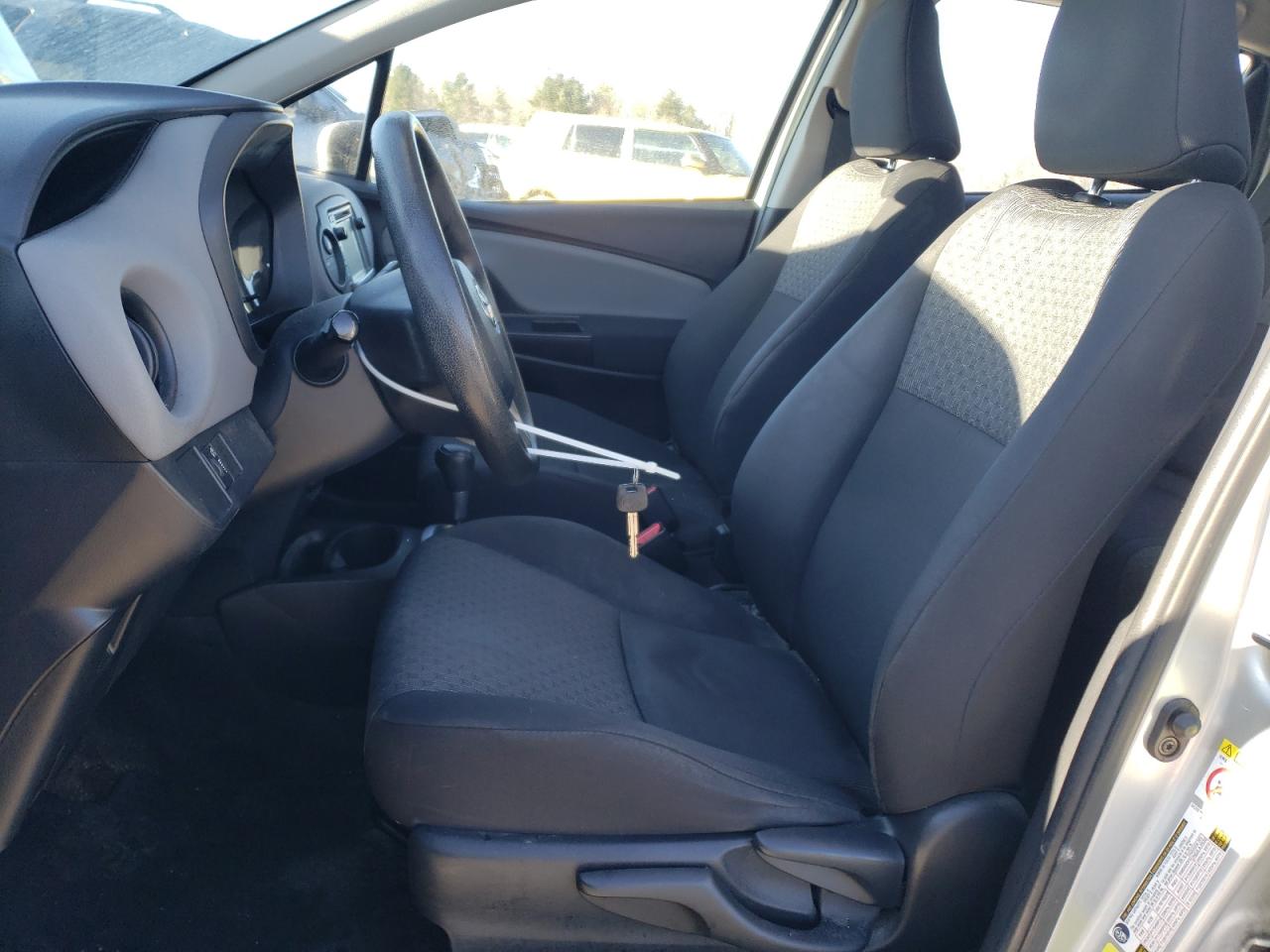 2017 Toyota Yaris - Image 7