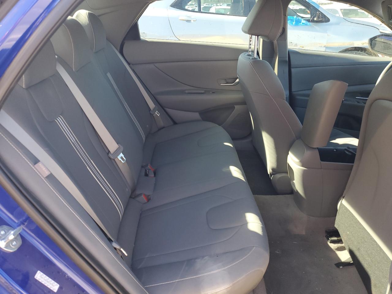 2024 Hyundai Elantra - Image 10