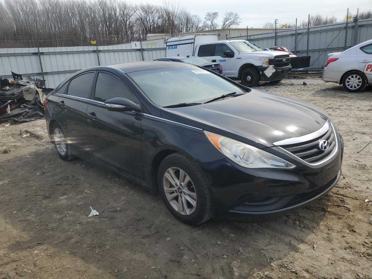 2014 Hyundai Sonata - Image 4
