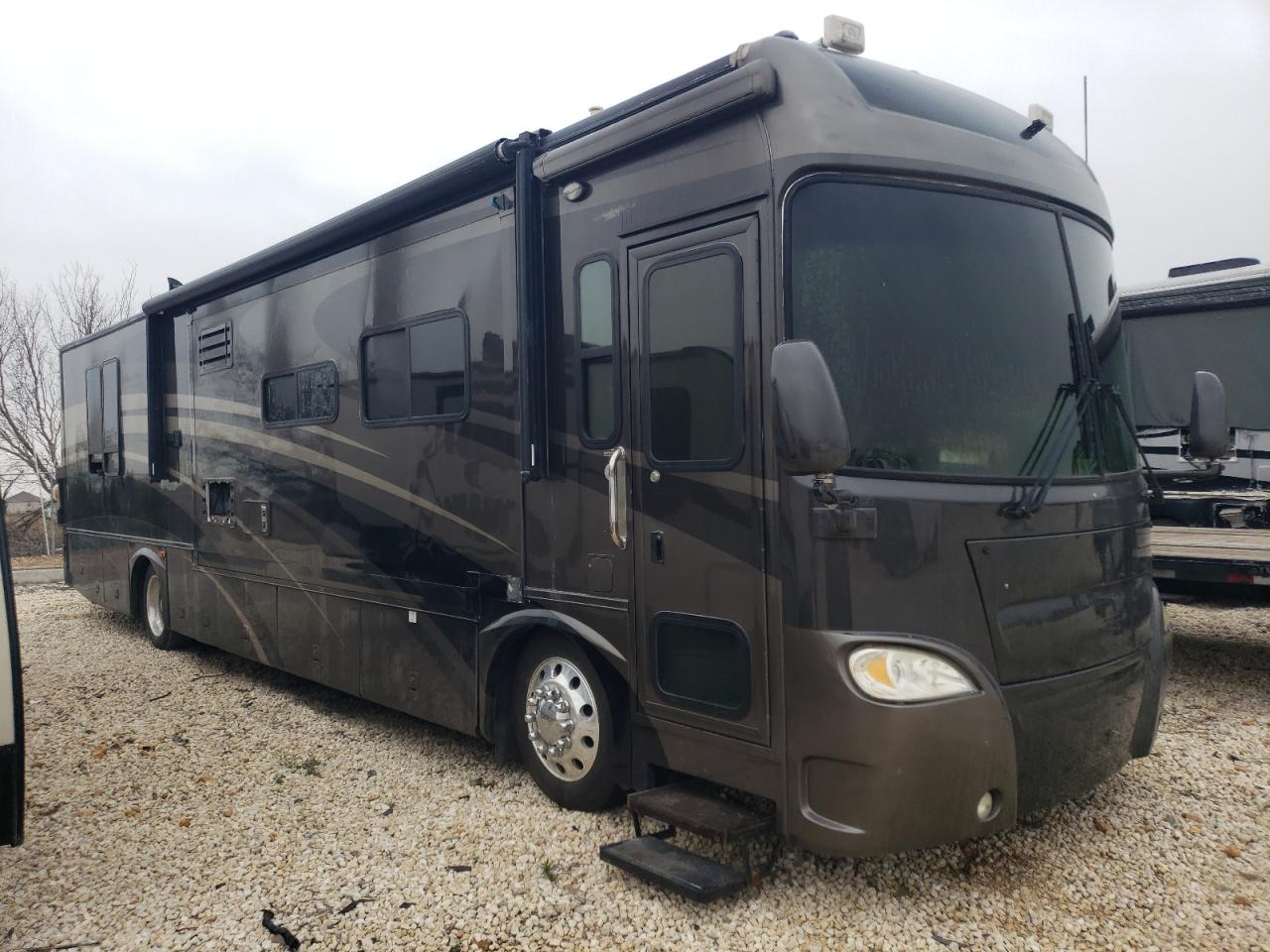 2006 Freightliner Chassis X Line Motor Home for Sale in San Antonio, TX - Burn - Interior