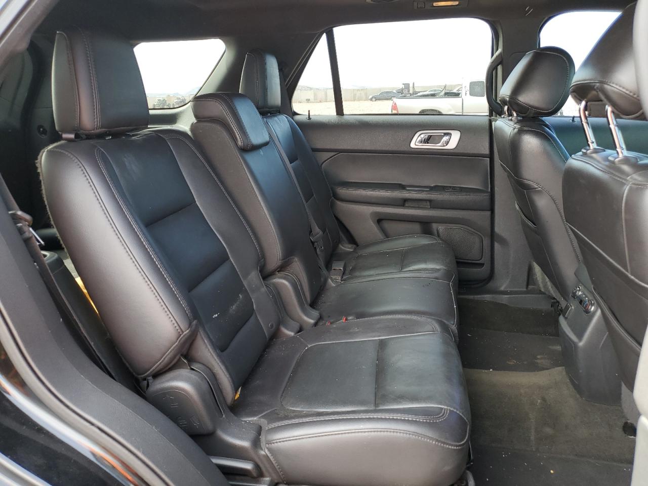 2013 Ford Explorer - Image 11