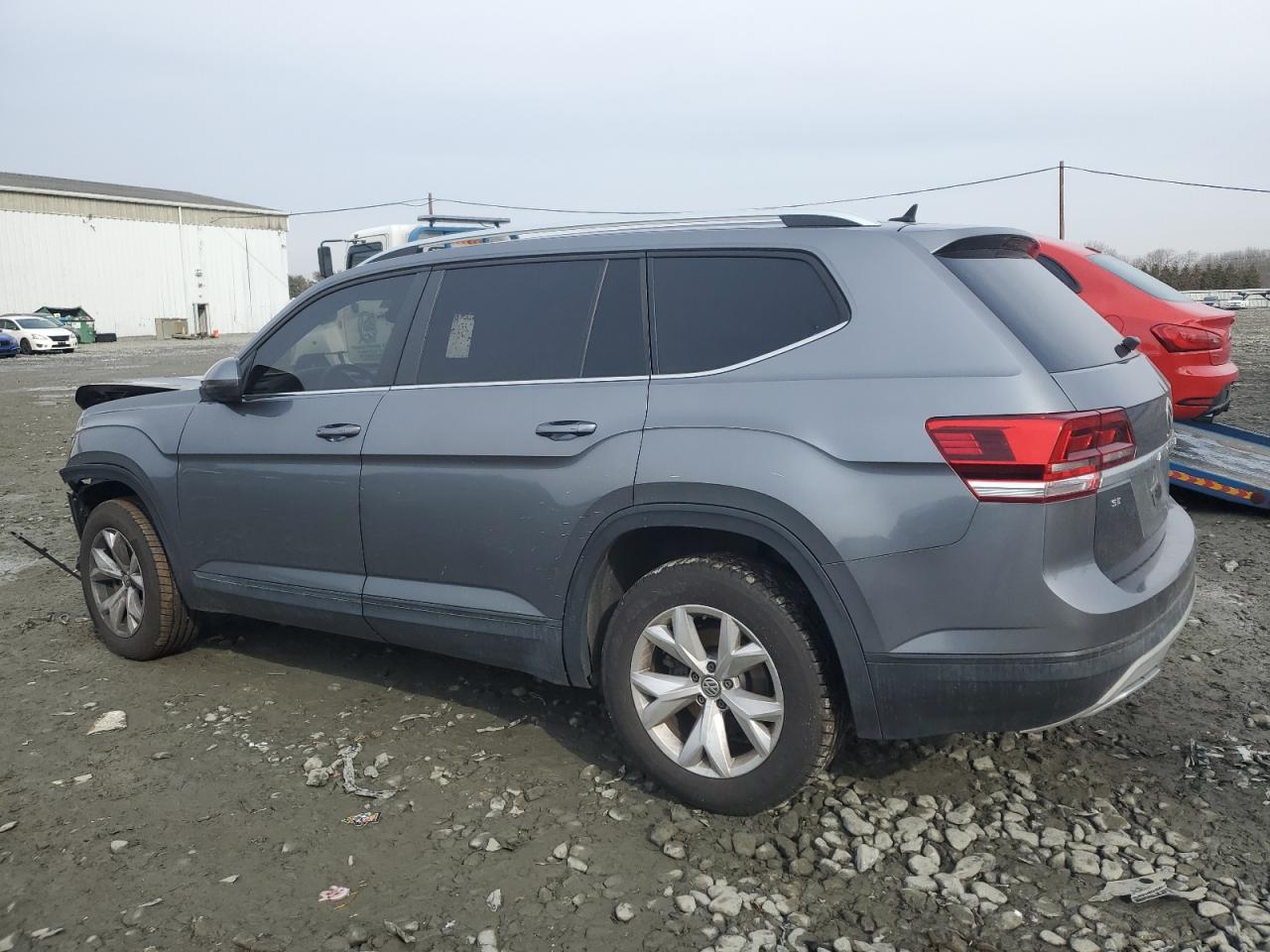 2019 Volkswagen Atlas - Image 2