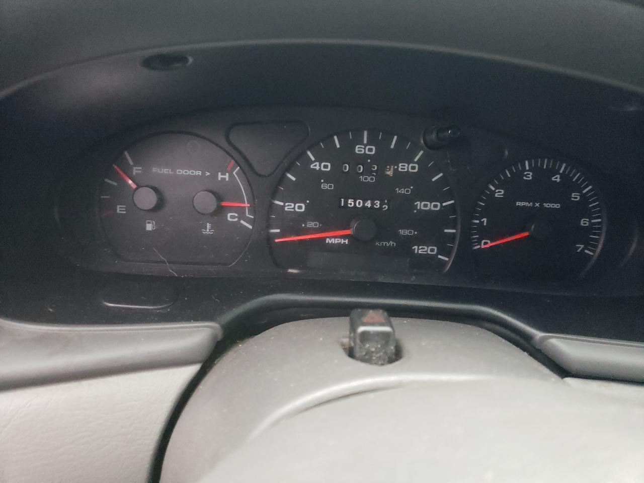 2003 Ford Taurus - Image 14