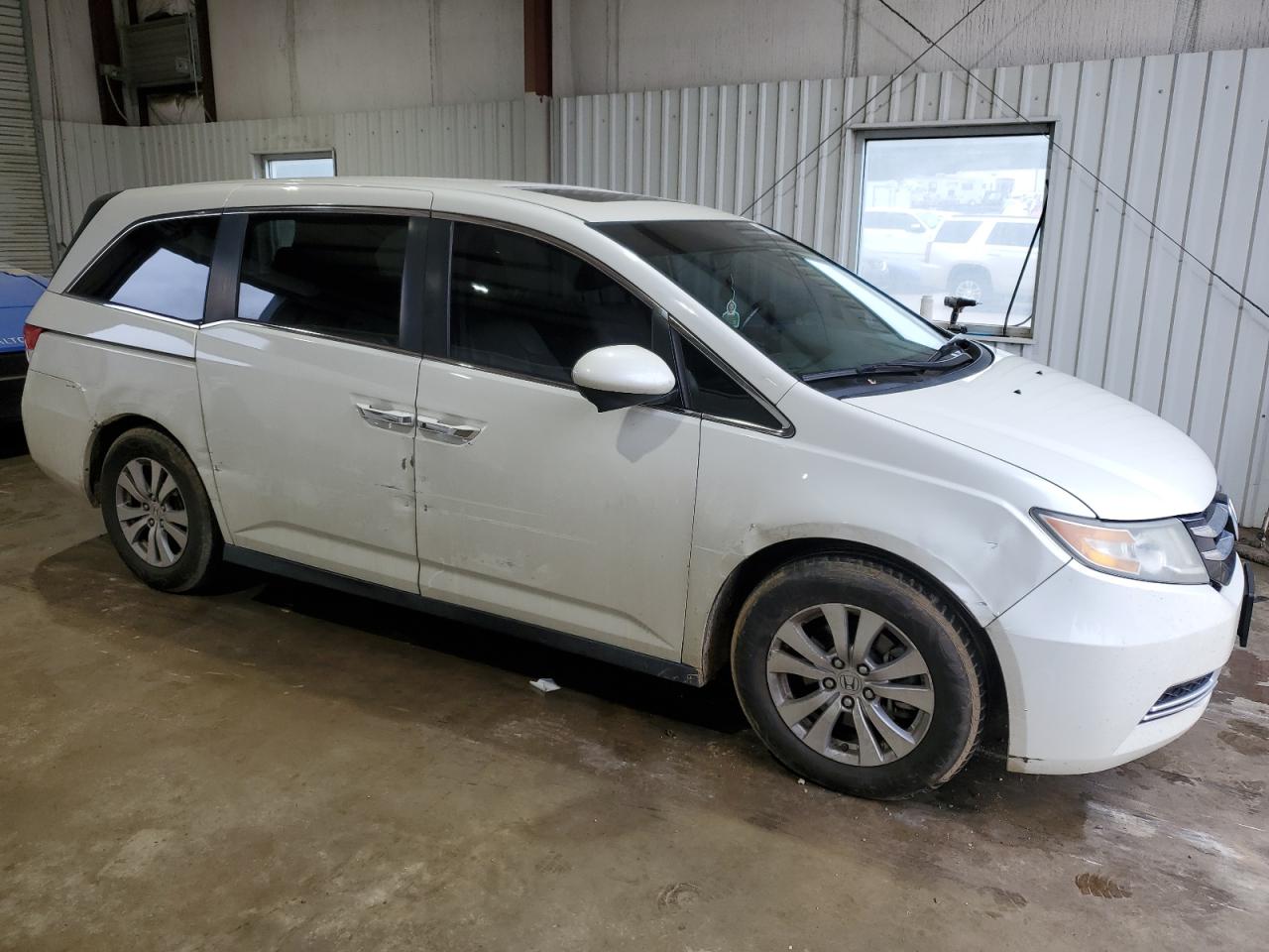 2015 Honda Odyssey - Image 4