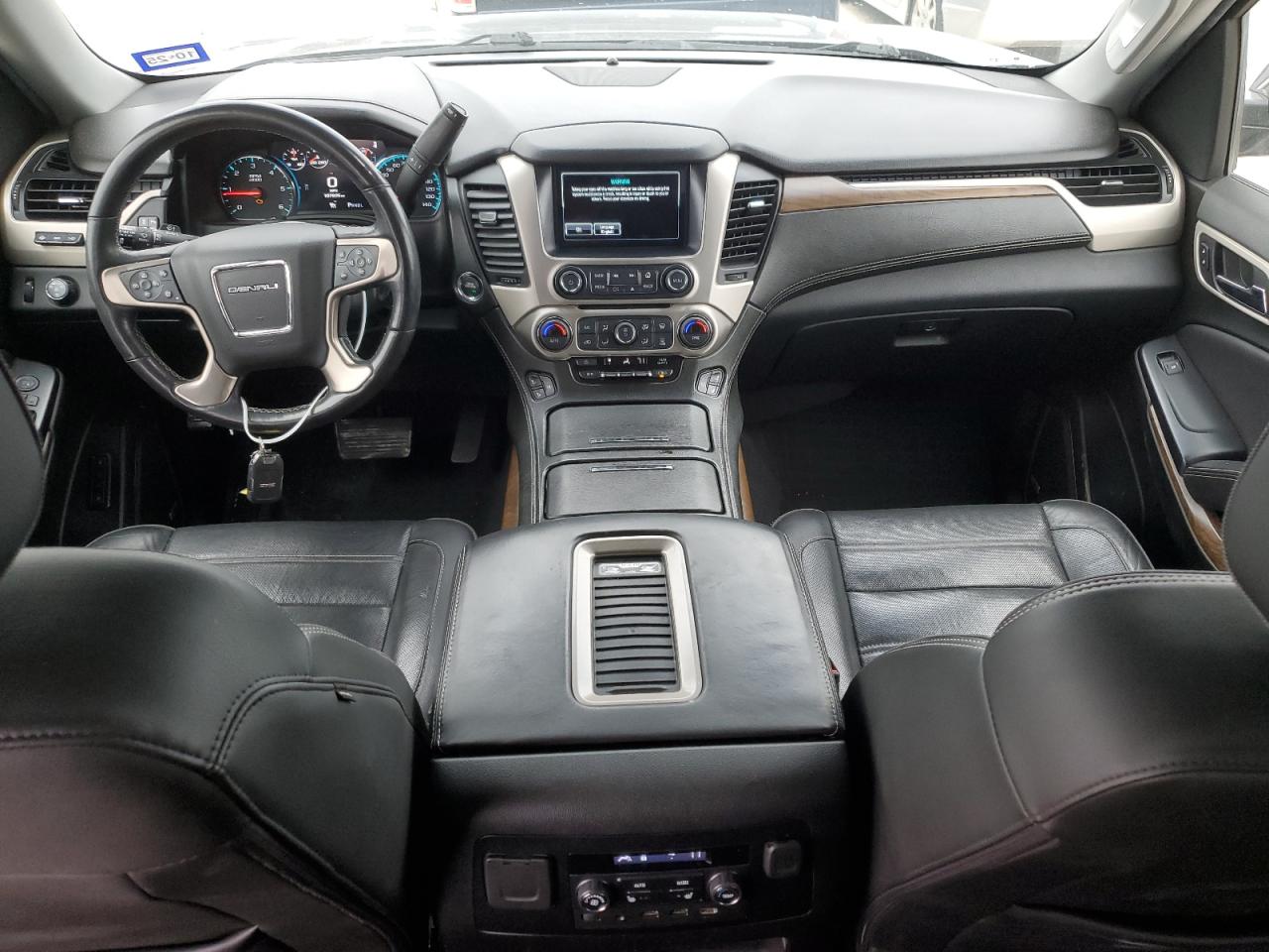 2019 GMC Yukon - Image 8