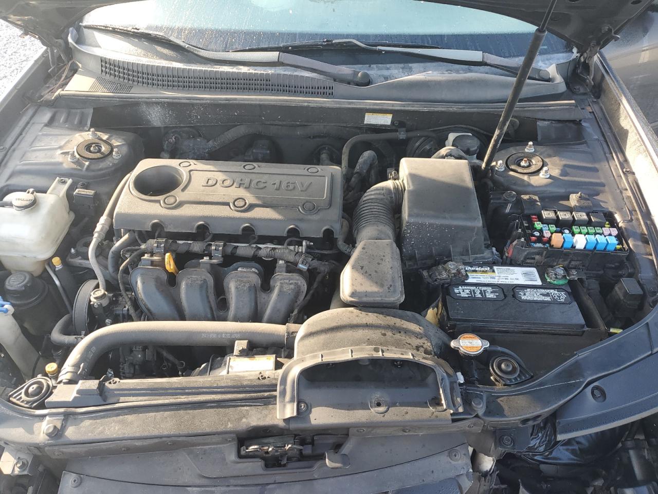 2009 Hyundai Sonata - Image 12