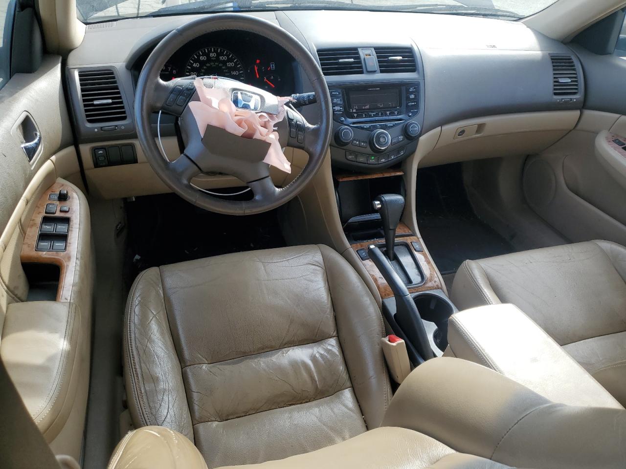 2004 Honda Accord - Image 8