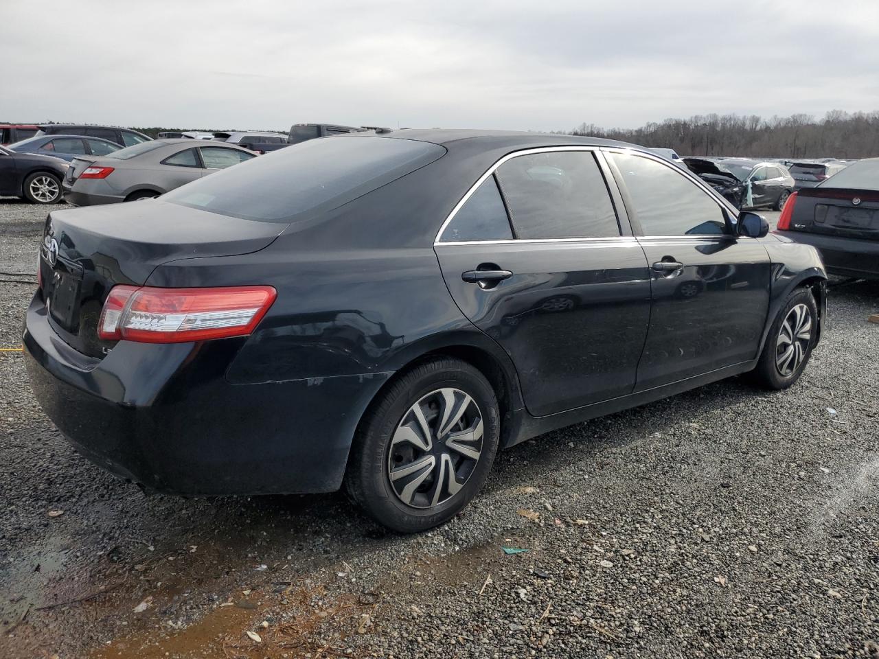 2011 Toyota Camry - Image 3