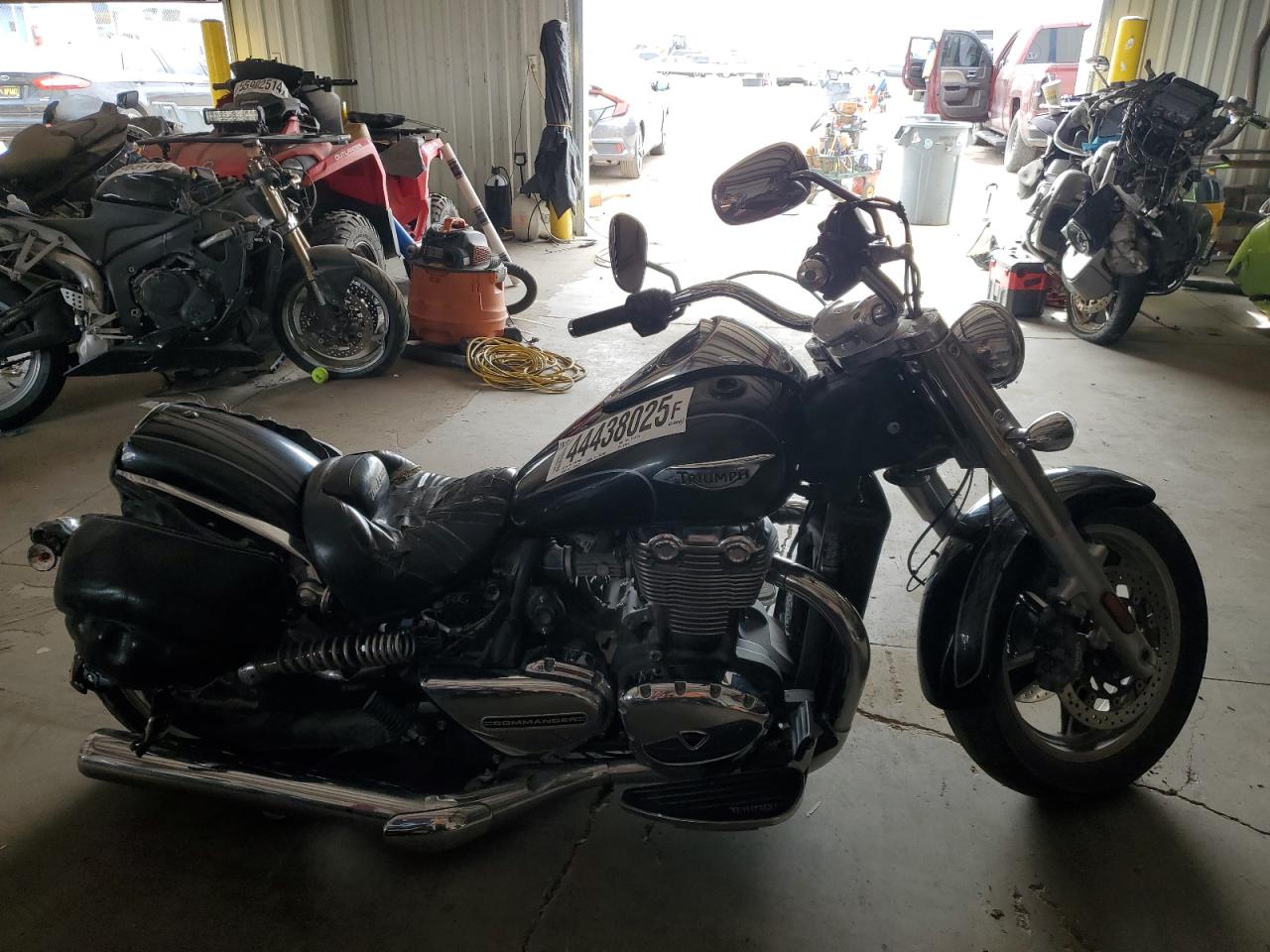 2015 Triumph Motorcycle Thunderbird Commander იყიდება Albuquerque-ში, NM - Rear End