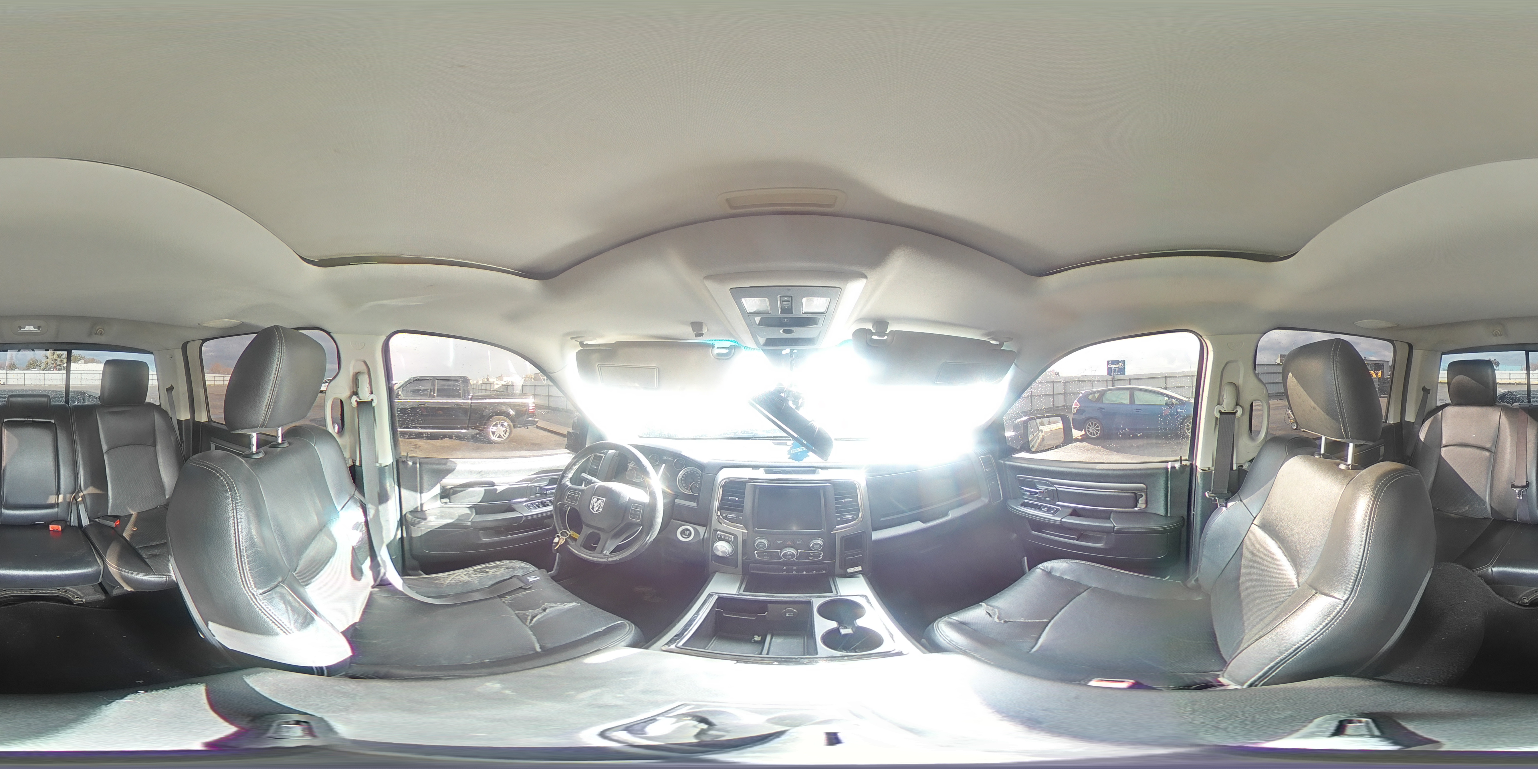 2015 RAM 1500 - Image 12