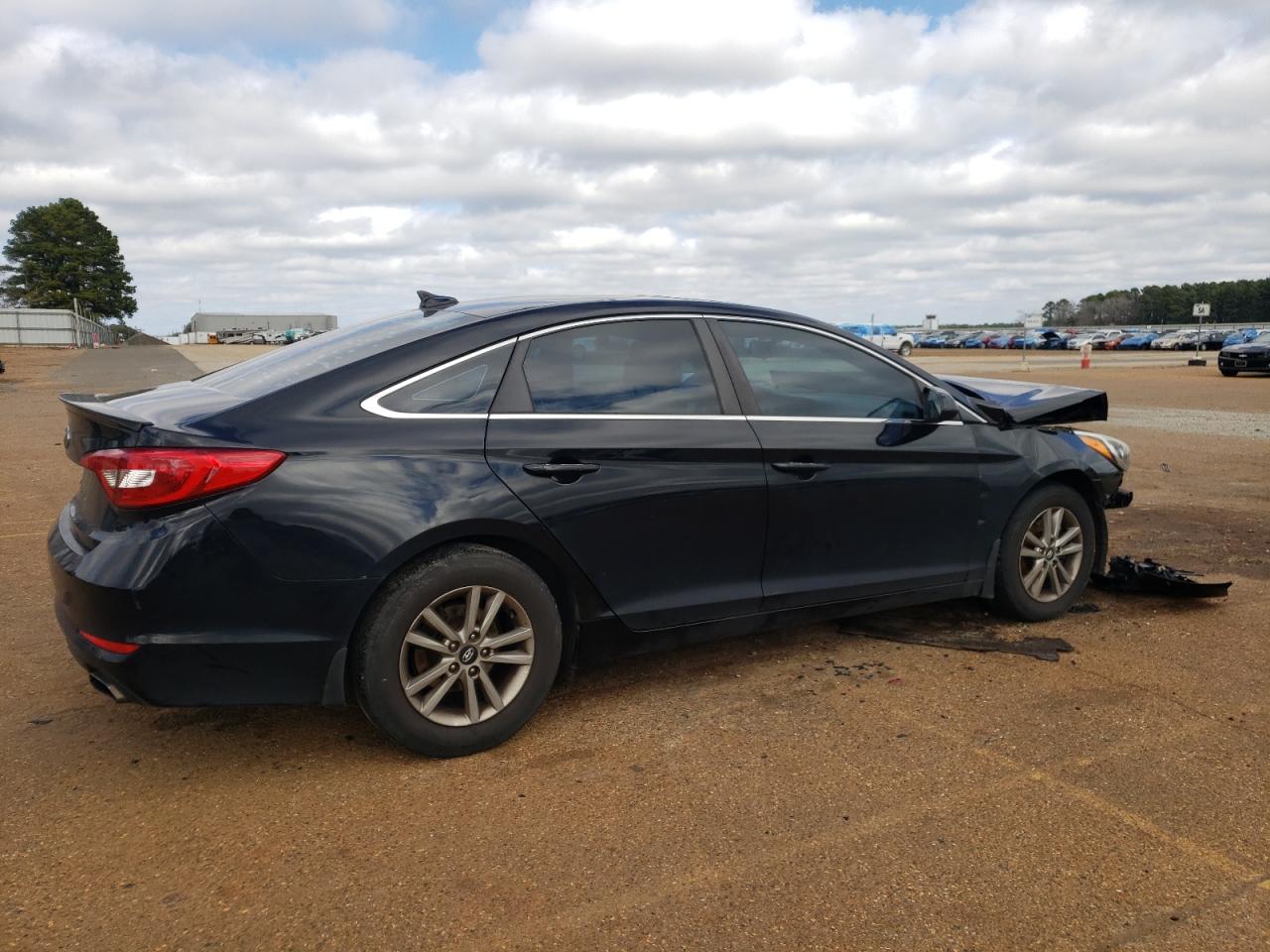 2015 Hyundai Sonata - Image 3