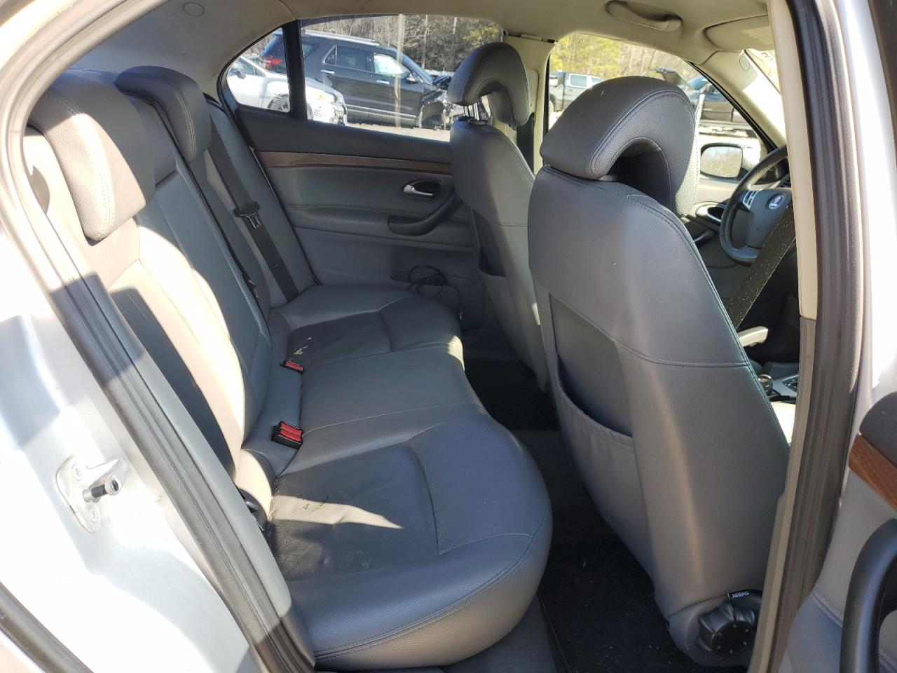 2006 Saab 9-3 - Image 10