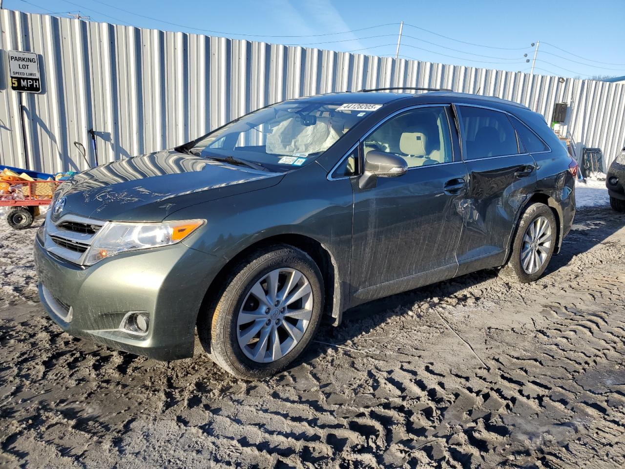 2013 Toyota Venza - Image 1
